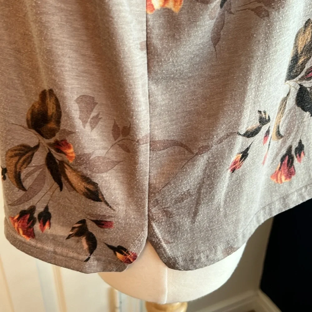 Bombom Floral Tee - Picture 3 of 6